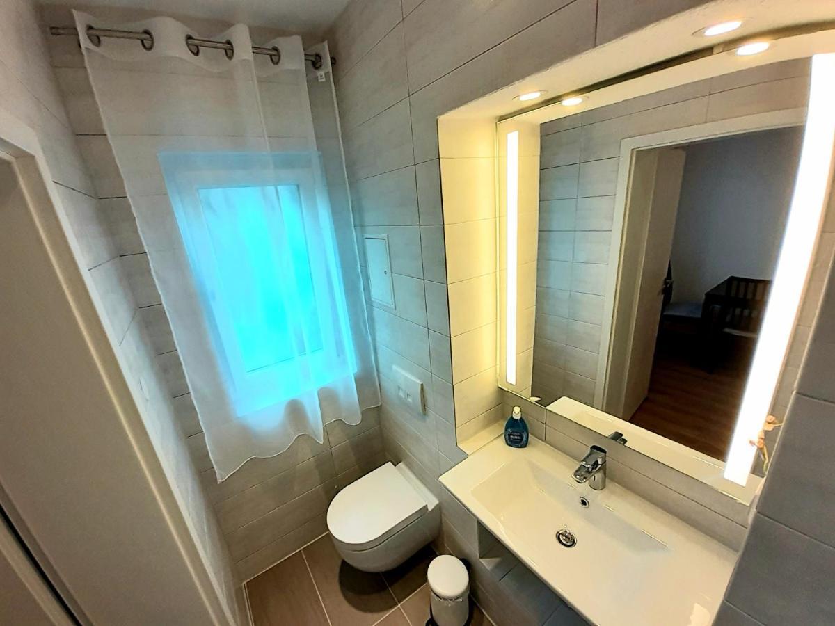 Modernes Apartment Metzingen 2 로이틀링겐 외부 사진